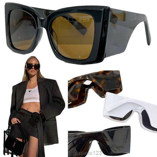 designer eyewear glasses fashion sunglasses luxury brand ladies womens black big leg holiday beach resort casual glasses no eyeglasses nose, White;black
designer eyewear glasses fashion sunglasses luxury brand ladies womens black big leg holiday beach resort casual glasses no eyeglasses nose, White;black