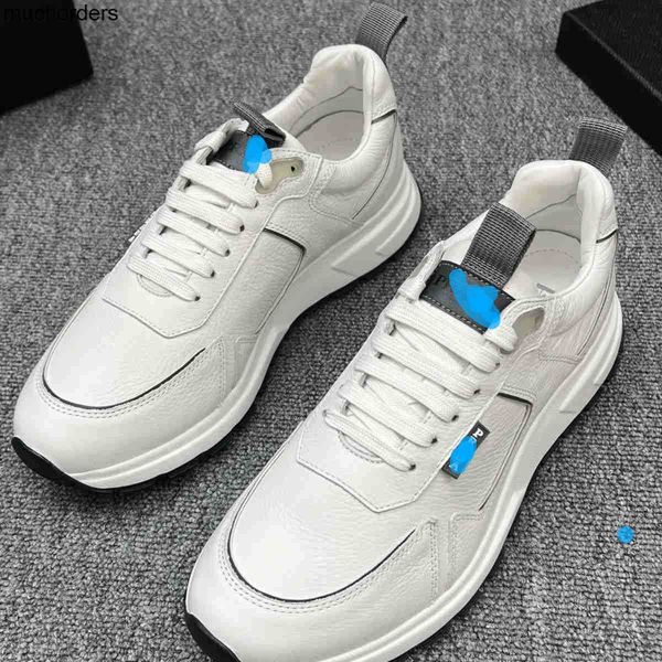 pra 2023 new high-end men's shoes spring and autumn casual leather sneakers fashion versatile leather shoe size, Black
pra 2023 new high-end men's shoes spring and autumn casual leather sneakers fashion versatile leather shoe size, Black