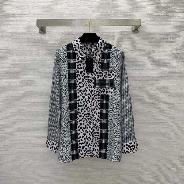 23ss high neck blouse women shirt women designer clothes new fashion leopard pattern contrast printing buckle lapel loose fit long sleeve sh, White
23ss high neck blouse women shirt women designer clothes new fashion leopard pattern contrast printing buckle lapel loose fit long sleeve sh, White