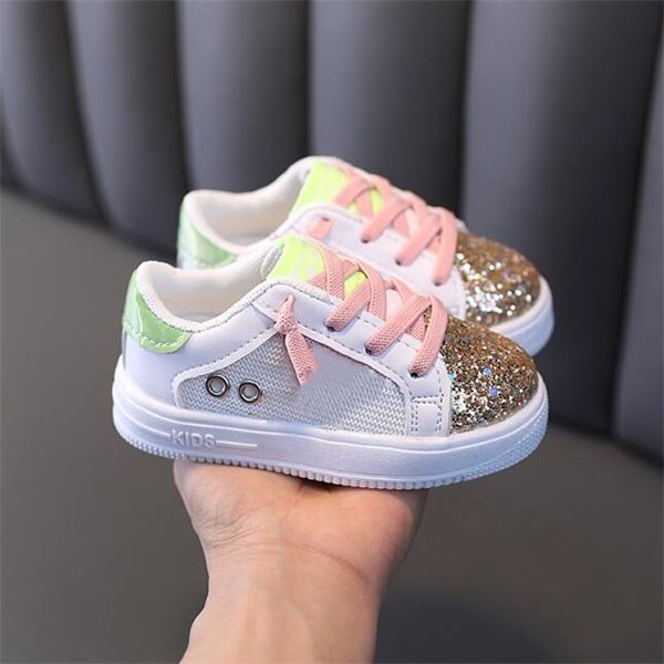 girls' casual shoes spring and autumn new fashion sequined soft soleplate shoes breathable and comfortable girls' sports shoes., Black
girls' casual shoes spring and autumn new fashion sequined soft soleplate shoes breathable and comfortable girls' sports shoes., Black