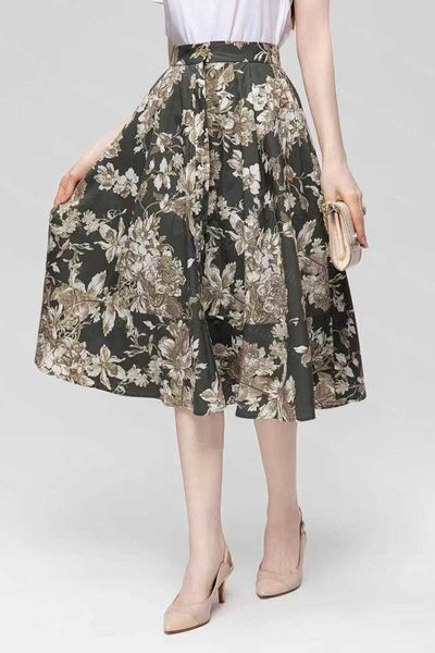 23ss designer skirts womens designer clothing temperament floral print one-piece single-breasted high-waisted pleated half skirt women cloth, Black
23ss designer skirts womens designer clothing temperament floral print one-piece single-breasted high-waisted pleated half skirt women cloth, Black
