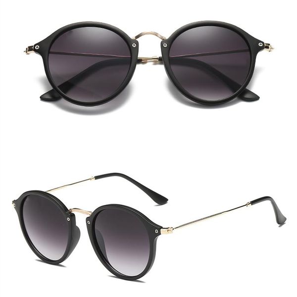 1 piece fashion sunglasses designertoswrdpar glasses sunglasses designer men's ladies brown case black metal frame dark 50mm lens, White;black
1 piece fashion sunglasses designertoswrdpar glasses sunglasses designer men's ladies brown case black metal frame dark 50mm lens, White;black