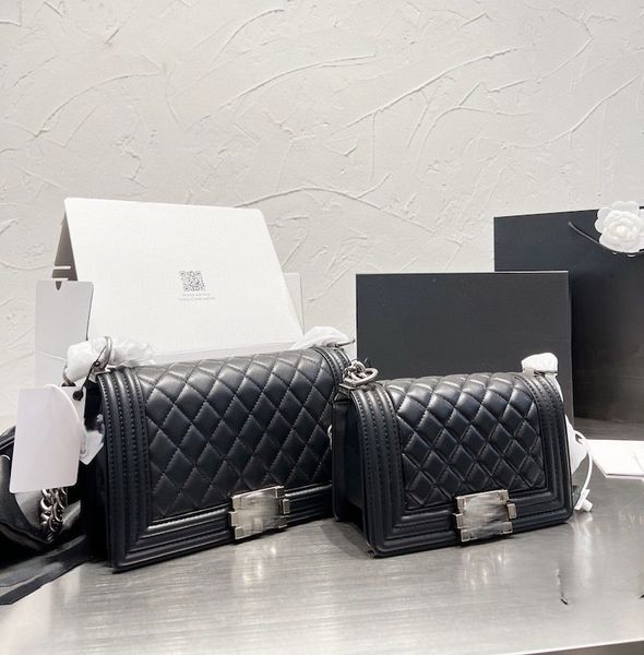 cc bag womens designer handbag women bag messenger bag crossbody bag shoulder bag sling bag fashion bag quilted cowhide caviar sheepskin han
cc bag womens designer handbag women bag messenger bag crossbody bag shoulder bag sling bag fashion bag quilted cowhide caviar sheepskin han