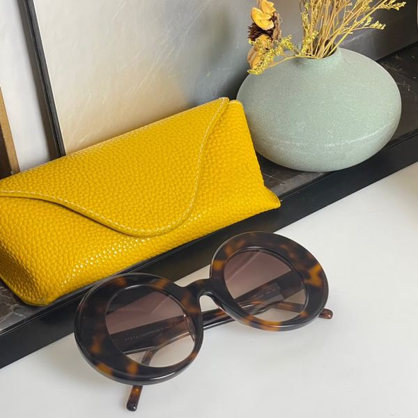 designer for sunglasses women mens designer sunglasses round 5a quality glasses rimless rectangle buffalo horn classic loewe sunglasses clea, White;black
designer for sunglasses women mens designer sunglasses round 5a quality glasses rimless rectangle buffalo horn classic loewe sunglasses clea, White;black
