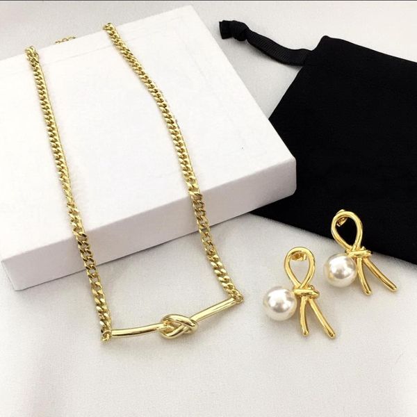 new designed triomphe knot pendant necklace bracelet pearl earring brass gold plated women designer jewelry sets ce09, Black
new designed triomphe knot pendant necklace bracelet pearl earring brass gold plated women designer jewelry sets ce09, Black