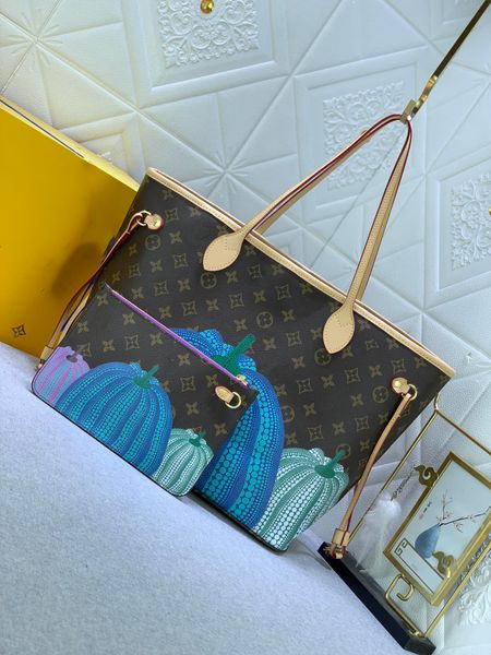 the new 2023 ladies hand bucket bag pumpkin leather casual fashion classic designer luxurious one shoulder size 31-28-14cm
the new 2023 ladies hand bucket bag pumpkin leather casual fashion classic designer luxurious one shoulder size 31-28-14cm
