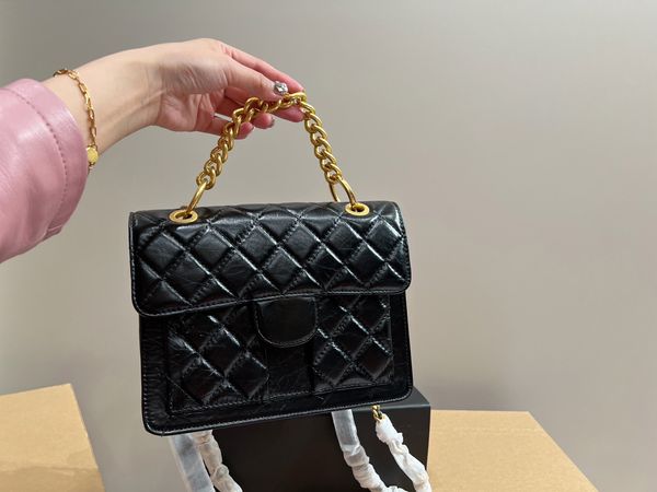 luxury hourglass shoulder bag designer bag black embossed cow leather hobo tote with box 10a quality
luxury hourglass shoulder bag designer bag black embossed cow leather hobo tote with box 10a quality