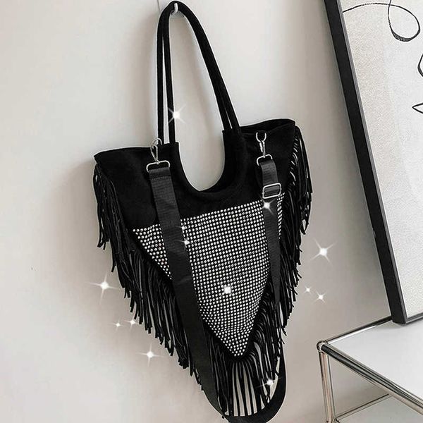 niche design high-class feeling large capacity portable tassel bag women's summer 2022 new versatile one shoulder messenger bag 230614
niche design high-class feeling large capacity portable tassel bag women's summer 2022 new versatile one shoulder messenger bag 230614
