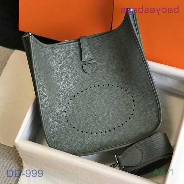 designer bag cowhide h tote casual out real leather fashion bags hollow 2023 litchi pattern evelynbag genuine shoulder crossbody women'
designer bag cowhide h tote casual out real leather fashion bags hollow 2023 litchi pattern evelynbag genuine shoulder crossbody women'
