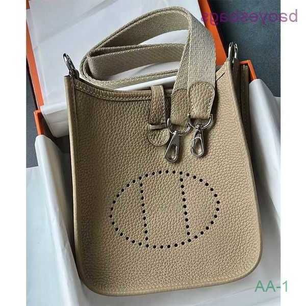 designer bag 2023 wax tote crossbody h evelyn bags headcoat tc thread cowhide mini bucket women with n7po
designer bag 2023 wax tote crossbody h evelyn bags headcoat tc thread cowhide mini bucket women with n7po