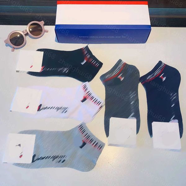 23ss low-leg socks designer men socks 5 pairs in box color match letter logo jacquard socks pure cotton sweat-absorbent comfortable mens und, Black
23ss low-leg socks designer men socks 5 pairs in box color match letter logo jacquard socks pure cotton sweat-absorbent comfortable mens und, Black
