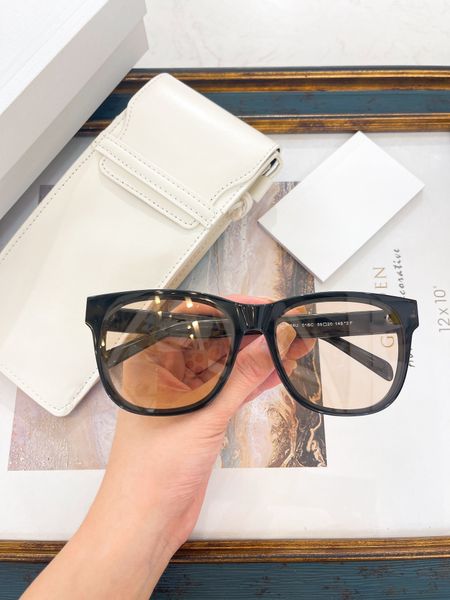 luxury fashion classic design sunglasses for men women pilot oversized black mask sunglasses uv400 eyewear metal frame polaroid lens with bo, White;black
luxury fashion classic design sunglasses for men women pilot oversized black mask sunglasses uv400 eyewear metal frame polaroid lens with bo, White;black