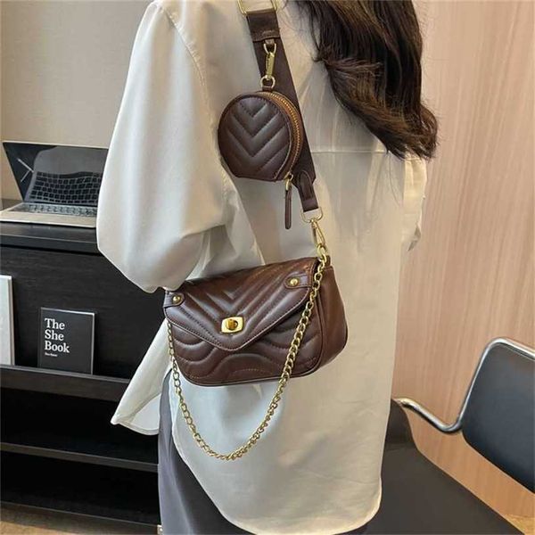 2023 new embroidered thread child mother bag tidal strap wide shoulder strap single shoulder crossbody bag women's chain handbag undera
2023 new embroidered thread child mother bag tidal strap wide shoulder strap single shoulder crossbody bag women's chain handbag undera