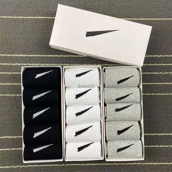 2023 wholesale socks men's women stockings pure cotton 10 colors sport sockings letter nk print n1, Black
2023 wholesale socks men's women stockings pure cotton 10 colors sport sockings letter nk print n1, Black