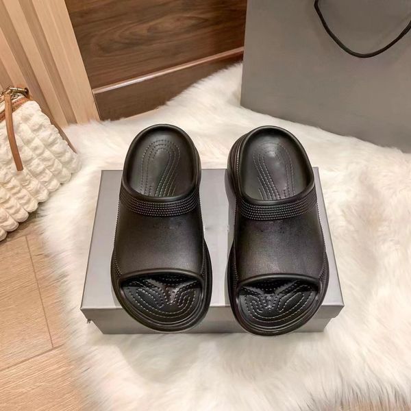 new designer slipper women beach outdoor summer shoes fashion ladies casual thick soled fashionable lovely sunny beach shoes with box size 3, Black
new designer slipper women beach outdoor summer shoes fashion ladies casual thick soled fashionable lovely sunny beach shoes with box size 3, Black