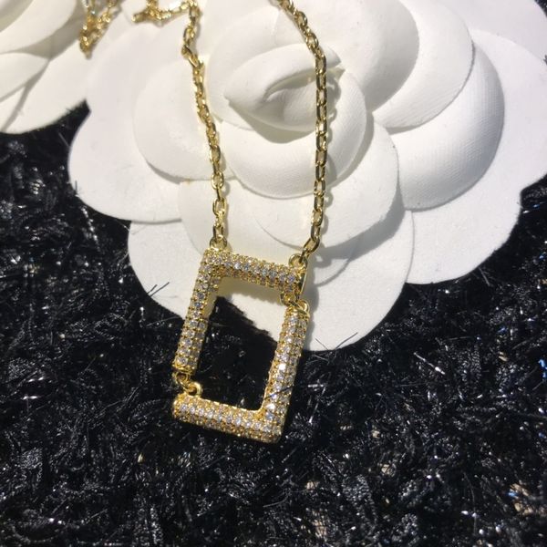 new classic pendant necklace designer gift jewelry women's luxury necklace designer wedding valentine's day jewelry gift, Silver
new classic pendant necklace designer gift jewelry women's luxury necklace designer wedding valentine's day jewelry gift, Silver