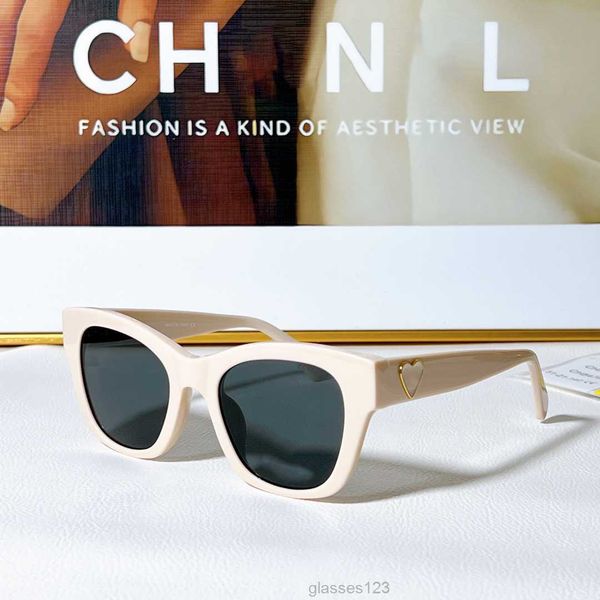 channel sunglasses for women ch5478 designer sunglasses sunglasses men's and women's plate mirror legs bag flower trend, White;black
channel sunglasses for women ch5478 designer sunglasses sunglasses men's and women's plate mirror legs bag flower trend, White;black