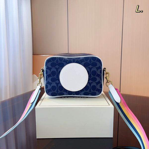 sell soho bag cosmetic bag new dempsey camera bag classic shoulder crossbody bag joker artifact original fabric leather super soft handbag d
sell soho bag cosmetic bag new dempsey camera bag classic shoulder crossbody bag joker artifact original fabric leather super soft handbag d