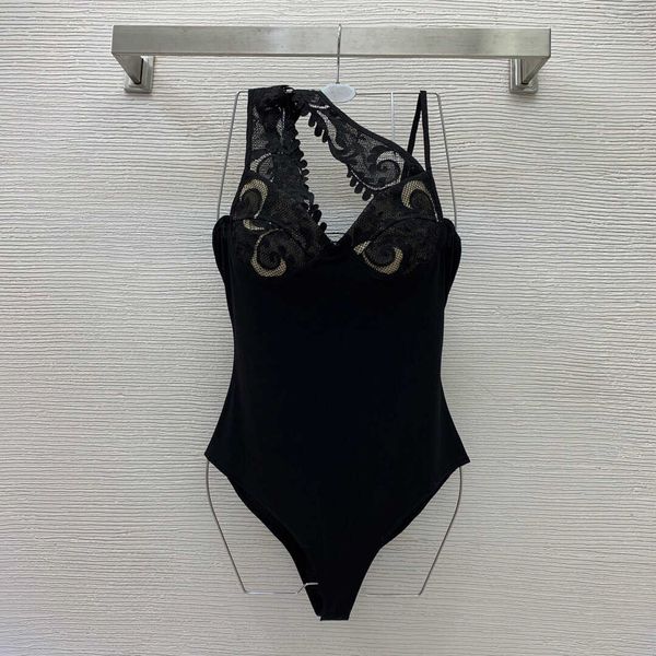23ss womens bikini designer bathing suit bikini swimwear womens swimwear summer new chest lace panel cut-out v-neck bodysuit with bottom tan, White;black
23ss womens bikini designer bathing suit bikini swimwear womens swimwear summer new chest lace panel cut-out v-neck bodysuit with bottom tan, White;black