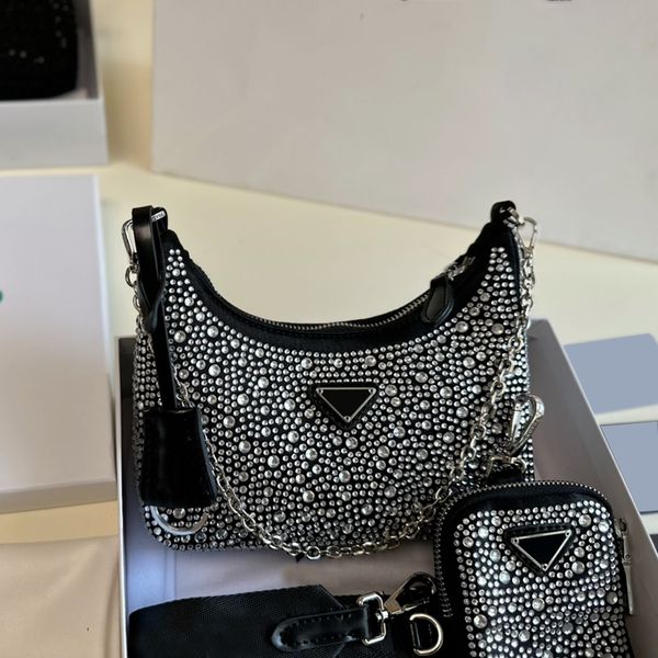 shoulder bag designer fashion shoulder bag diamond underarm bag women's water diamond sparkling stick chain bag
shoulder bag designer fashion shoulder bag diamond underarm bag women's water diamond sparkling stick chain bag