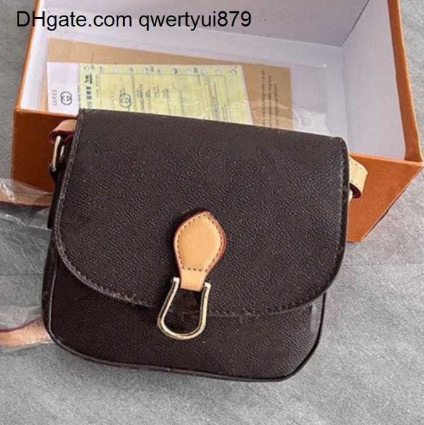 day packs brand 23ss day packs diane stick bag wide women's shoulder bags strap underarm bag single crossbody bag classic old flowerqwe
day packs brand 23ss day packs diane stick bag wide women's shoulder bags strap underarm bag single crossbody bag classic old flowerqwe