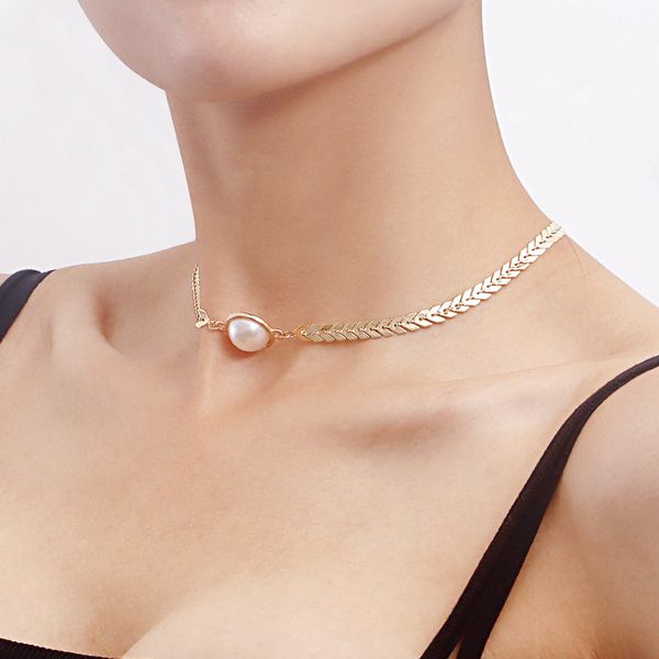 fashion jewelry fashion aircraft chain exaggerated geometric imitation pearl necklace woman, retro style design sensuous jewelry unique desi, Silver
fashion jewelry fashion aircraft chain exaggerated geometric imitation pearl necklace woman, retro style design sensuous jewelry unique desi, Silver