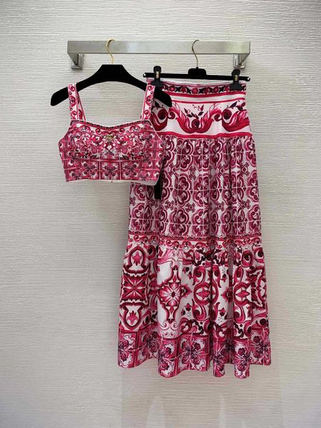 23ss skirt set women designer clothes summer printed mayolika pattern slim fashion strap half skirt set women clothes, White
23ss skirt set women designer clothes summer printed mayolika pattern slim fashion strap half skirt set women clothes, White