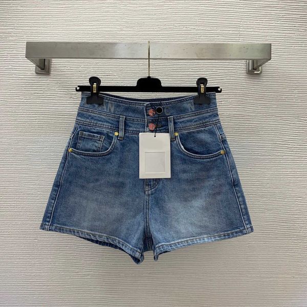 23ss womens shorts women designer clothes hardware accessories waist letter printing two button high waist slim denim shorts women clothes, White;black
23ss womens shorts women designer clothes hardware accessories waist letter printing two button high waist slim denim shorts women clothes, White;black