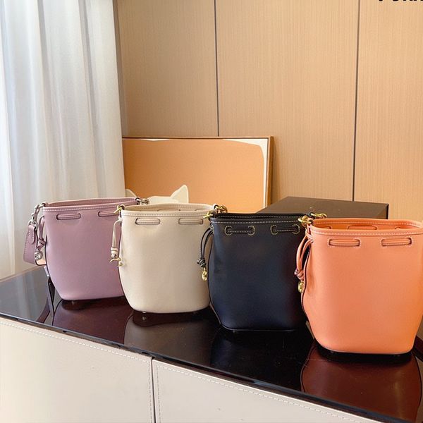 coac suction bucket bag color overall super elegant chic is simply gentle little fairy gift box packaging hardware
coac suction bucket bag color overall super elegant chic is simply gentle little fairy gift box packaging hardware