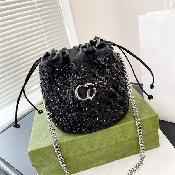 2023 mini bucket bags woman designer bag crossbody shoulder chain bag fashion string tote cross body shiny glittering sequin 5a
2023 mini bucket bags woman designer bag crossbody shoulder chain bag fashion string tote cross body shiny glittering sequin 5a