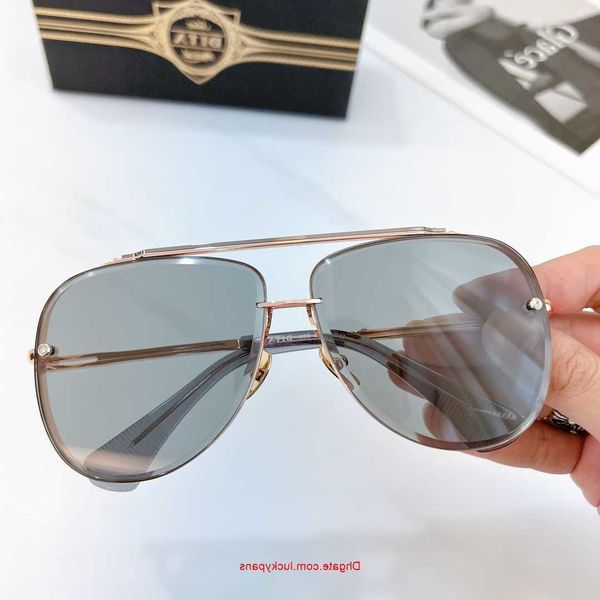 men's sunglasses dita gold vacuum plating sunglasses minimalist design polygon diamond trimming process zgr7, White;black
men's sunglasses dita gold vacuum plating sunglasses minimalist design polygon diamond trimming process zgr7, White;black