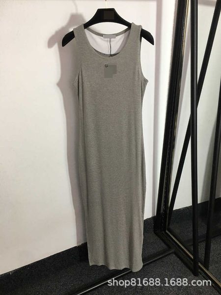 23ss summer dresses women dress women designer clothes clean color simple high elastic slim fit wrap hip cotton sleeveless tank dress ladies, Black;gray
23ss summer dresses women dress women designer clothes clean color simple high elastic slim fit wrap hip cotton sleeveless tank dress ladies, Black;gray