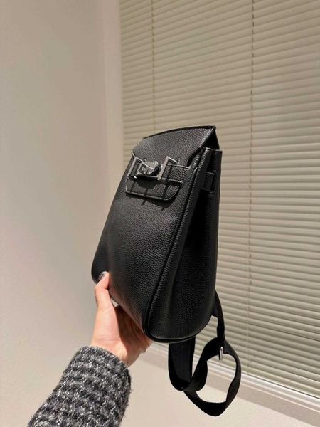 brand designer bags hes bag mobile phone bag nose woc chain bags handbag shoulder bag tote women's 2023 new fashion texture locking mul
brand designer bags hes bag mobile phone bag nose woc chain bags handbag shoulder bag tote women's 2023 new fashion texture locking mul