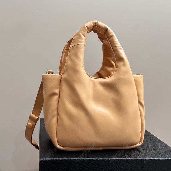 designer totes bag leather shoulder bags fashion handbag leather handbags lady tote soft leather trunk versatile fashion wallet high-quality
designer totes bag leather shoulder bags fashion handbag leather handbags lady tote soft leather trunk versatile fashion wallet high-quality