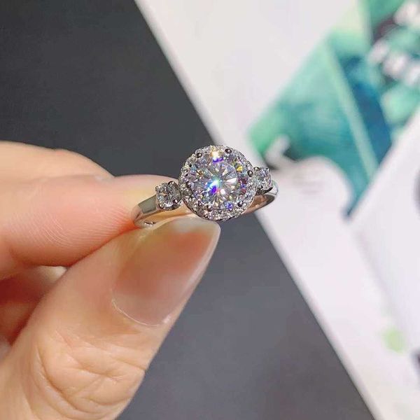 high version 18k gold package mosang diamond ring card star river edition, Golden;silver
high version 18k gold package mosang diamond ring card star river edition, Golden;silver