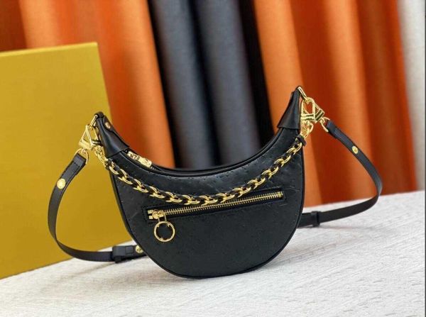 women half moon bags chain tote designer shoulder crossbody loop handbag underarm bag 7a miniature monograms embossing messenger wallet saco
women half moon bags chain tote designer shoulder crossbody loop handbag underarm bag 7a miniature monograms embossing messenger wallet saco
