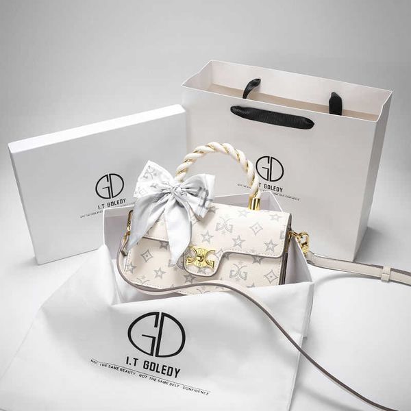 mao ru little rabbit genuine leather high small and luxury handheld women's bag 2023 new fashion crossbody bag female
mao ru little rabbit genuine leather high small and luxury handheld women's bag 2023 new fashion crossbody bag female