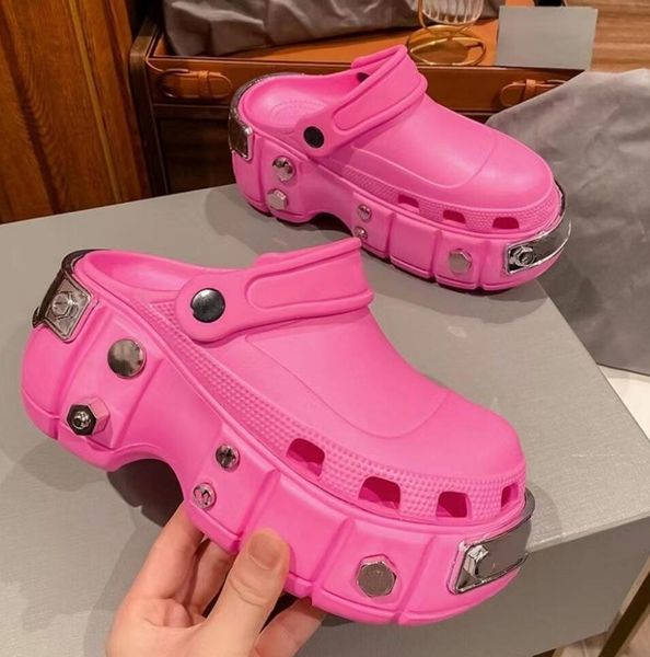 2023 new style luxury slippers summer thick-soled womens slippers pure color rubber leisure shoes sandals fashion versatile women beach slip, Black
2023 new style luxury slippers summer thick-soled womens slippers pure color rubber leisure shoes sandals fashion versatile women beach slip, Black