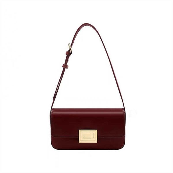 acloud bag method stick bag book lock leather single shoulder underarm bag niche high-end texture box small square bag
acloud bag method stick bag book lock leather single shoulder underarm bag niche high-end texture box small square bag