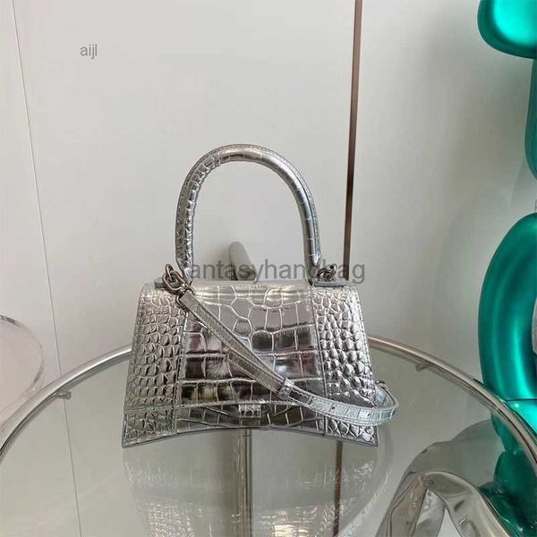 b bags genuine leather hourglass bag crocodile tote crossbody handheld handbag b-shaped pull ring cowhide women's
b bags genuine leather hourglass bag crocodile tote crossbody handheld handbag b-shaped pull ring cowhide women's