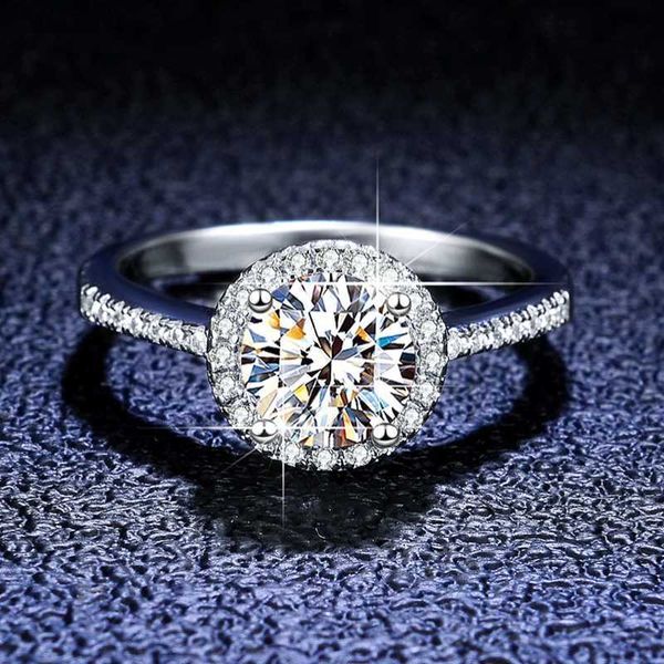 original designer sterling silver s925 diamond ring women's plating pt950 card round package inlaid with d color moissanite stone, Golden;silver
original designer sterling silver s925 diamond ring women's plating pt950 card round package inlaid with d color moissanite stone, Golden;silver