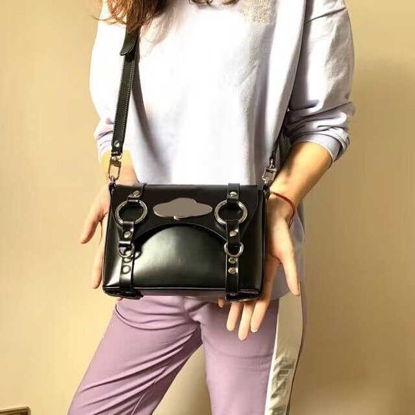 western empress cowhide empress designer bag vivi shoulder crossbody bag small variance cross body punk bags handbag 230615
western empress cowhide empress designer bag vivi shoulder crossbody bag small variance cross body punk bags handbag 230615