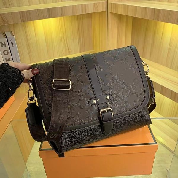 2023 the latest horizontal shoulder bag fashion cross-body bag workmanship fine factory direct sales
2023 the latest horizontal shoulder bag fashion cross-body bag workmanship fine factory direct sales