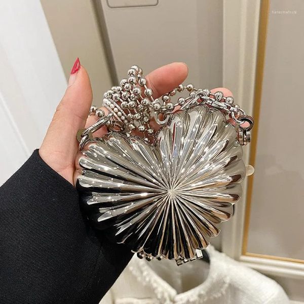 evening bags fashion metal lipstick bag for women luxury dinner designer shell shoulder cute purses crossbody
evening bags fashion metal lipstick bag for women luxury dinner designer shell shoulder cute purses crossbody