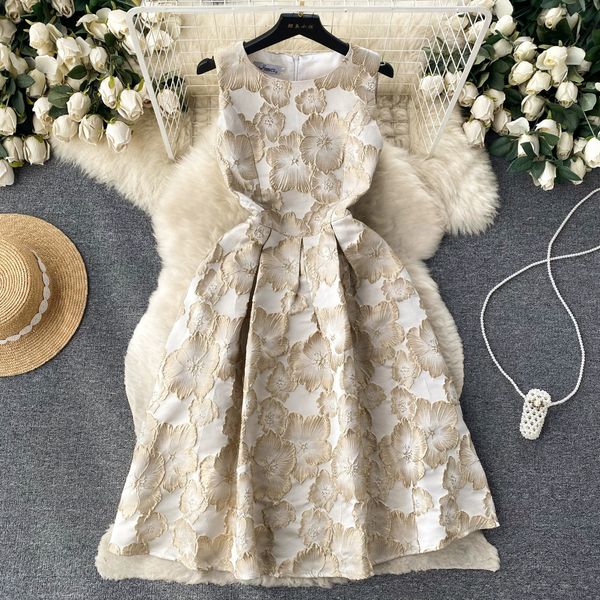 french haute couture retro round neck jacquard dress new summer style waistband large swing sleeveless a-line vest skirt, Black;gray
french haute couture retro round neck jacquard dress new summer style waistband large swing sleeveless a-line vest skirt, Black;gray
