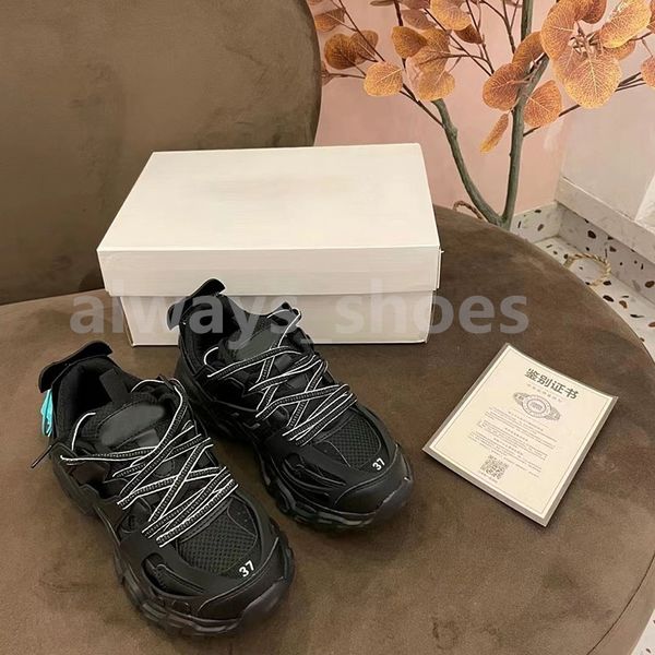 track 3 3.0 designer men women casual shoes triple white black tess.s. gomma leather trainer nylon printed platform trainers shoes sneakers
track 3 3.0 designer men women casual shoes triple white black tess.s. gomma leather trainer nylon printed platform trainers shoes sneakers