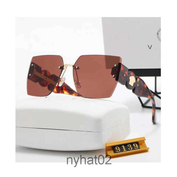 designer versage sunglasses cycle luxurious fashion sports polarize square sunglass for mens womans vintage baseball new driving rimless tea, White;black
designer versage sunglasses cycle luxurious fashion sports polarize square sunglass for mens womans vintage baseball new driving rimless tea, White;black
