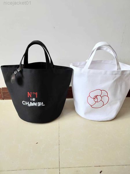 designer channel bag small fragrance new style canvas bag large capacity camellia net red gift handheld tote bag leisure fashion shopping ba
designer channel bag small fragrance new style canvas bag large capacity camellia net red gift handheld tote bag leisure fashion shopping ba