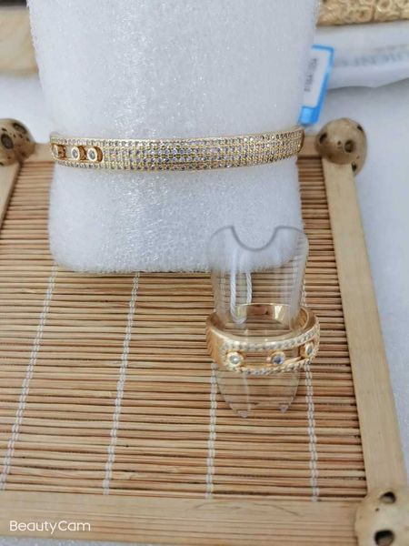 designer new card copper inlaid zircon bracelet ring plated with platinum rose goldh9qh, Silver
designer new card copper inlaid zircon bracelet ring plated with platinum rose goldh9qh, Silver