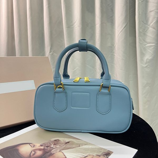 women tote bag hanle shoulder bag pillow bag handbags leather hand bag crossbody purse double zipper golden hardware classic letter relief r
women tote bag hanle shoulder bag pillow bag handbags leather hand bag crossbody purse double zipper golden hardware classic letter relief r